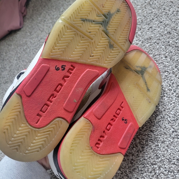 🔴SOLD🔴 AIR JORDAN HIGHTOP SNEAKERS - Picture 8 of 8